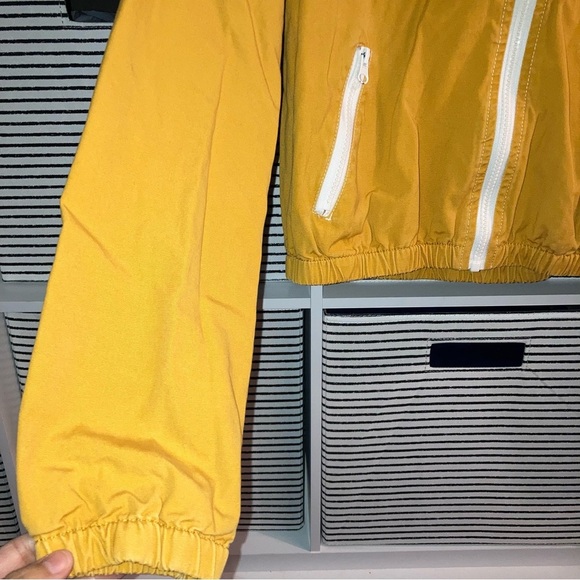 Forever 21 Women’s Mustard Yellow Cropped Jacket Size Medium | Y2K Casual - Picture 5 of 5